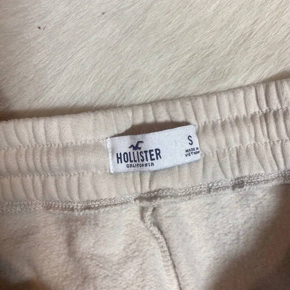 light beige Hollister wide-leg sweatpants - Picture 5 of 11